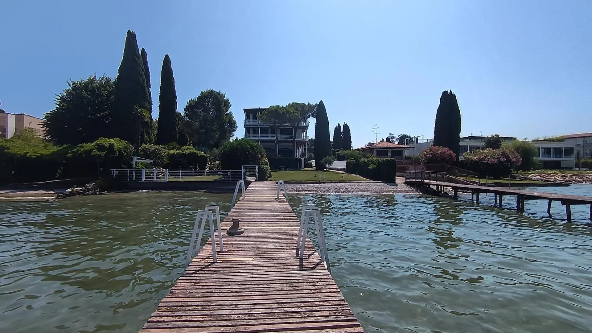 Trilocale Sporting Con Giardino Privato E Wifi - Sunset Beach Sirmione