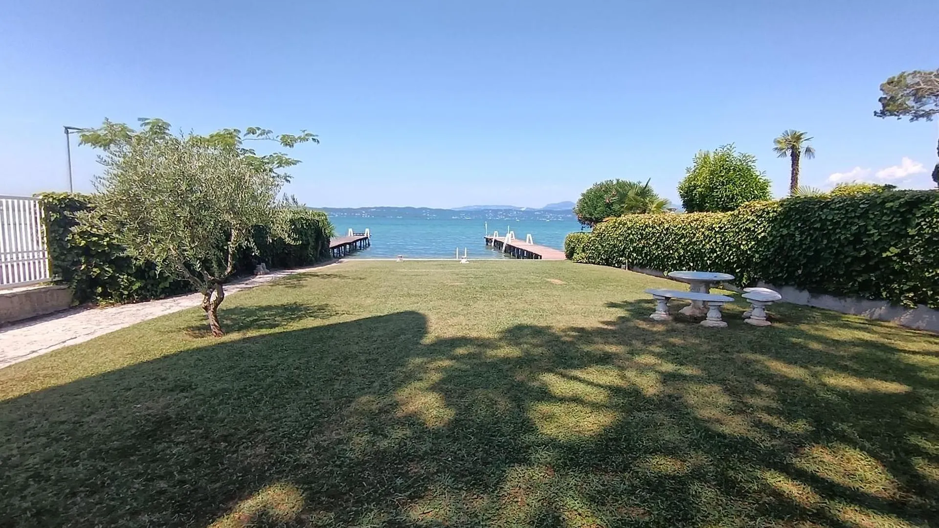 Apartamento Trilocale Sporting Con Giardino Privato E Wifi - Sunset Beach Sirmione