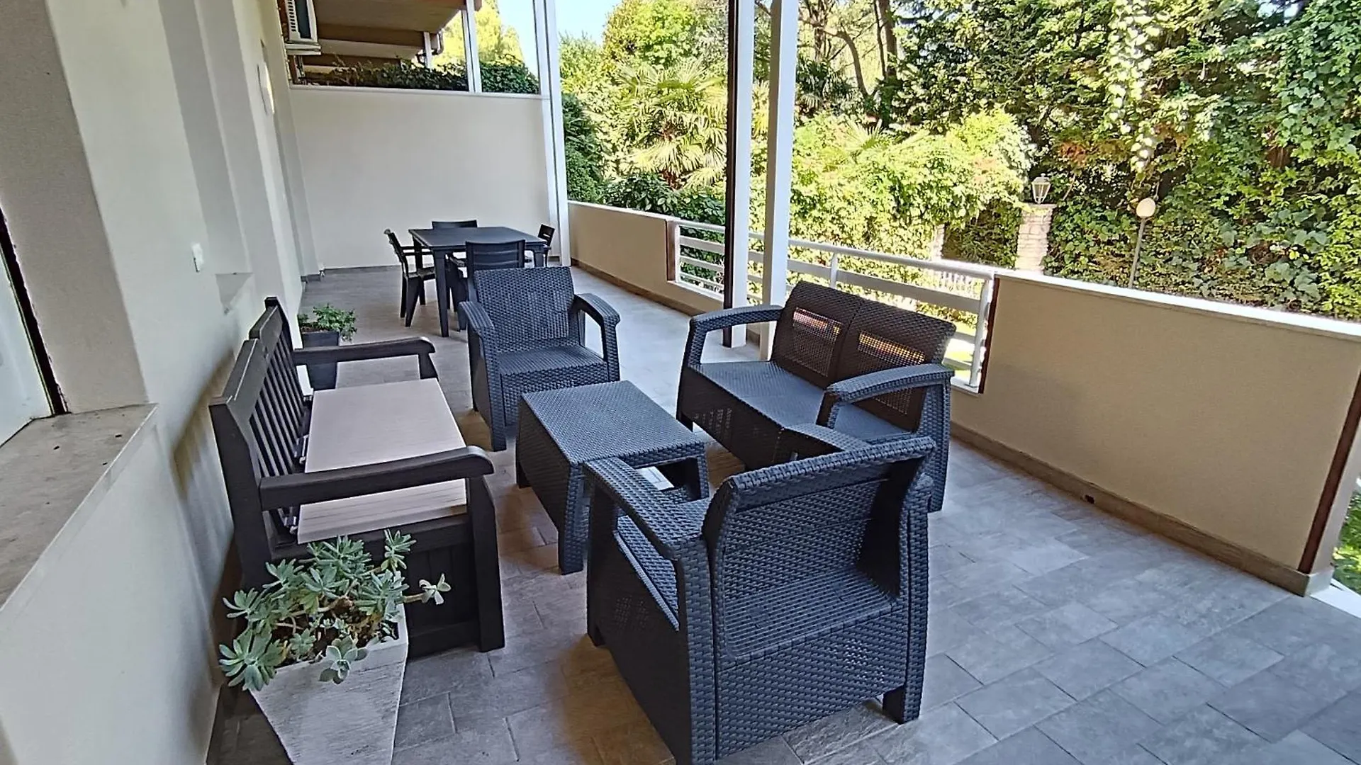 Trilocale Sporting Con Giardino Privato E Wifi - Sunset Beach Sirmione 0*,  Itália