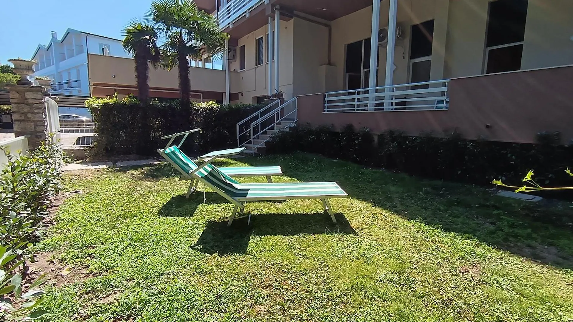Trilocale Sporting Con Giardino Privato E Wifi - Sunset Beach Sirmione Apartamento