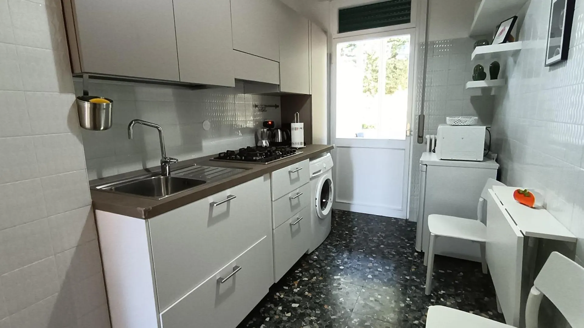 Trilocale Sporting Con Giardino Privato E Wifi - Sunset Beach Sirmione Itália