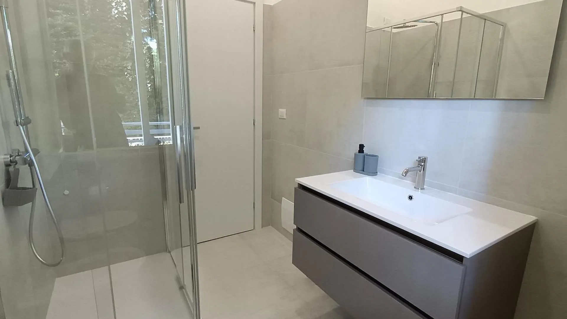 Trilocale Sporting Con Giardino Privato E Wifi - Sunset Beach Sirmione 0*,  Itália